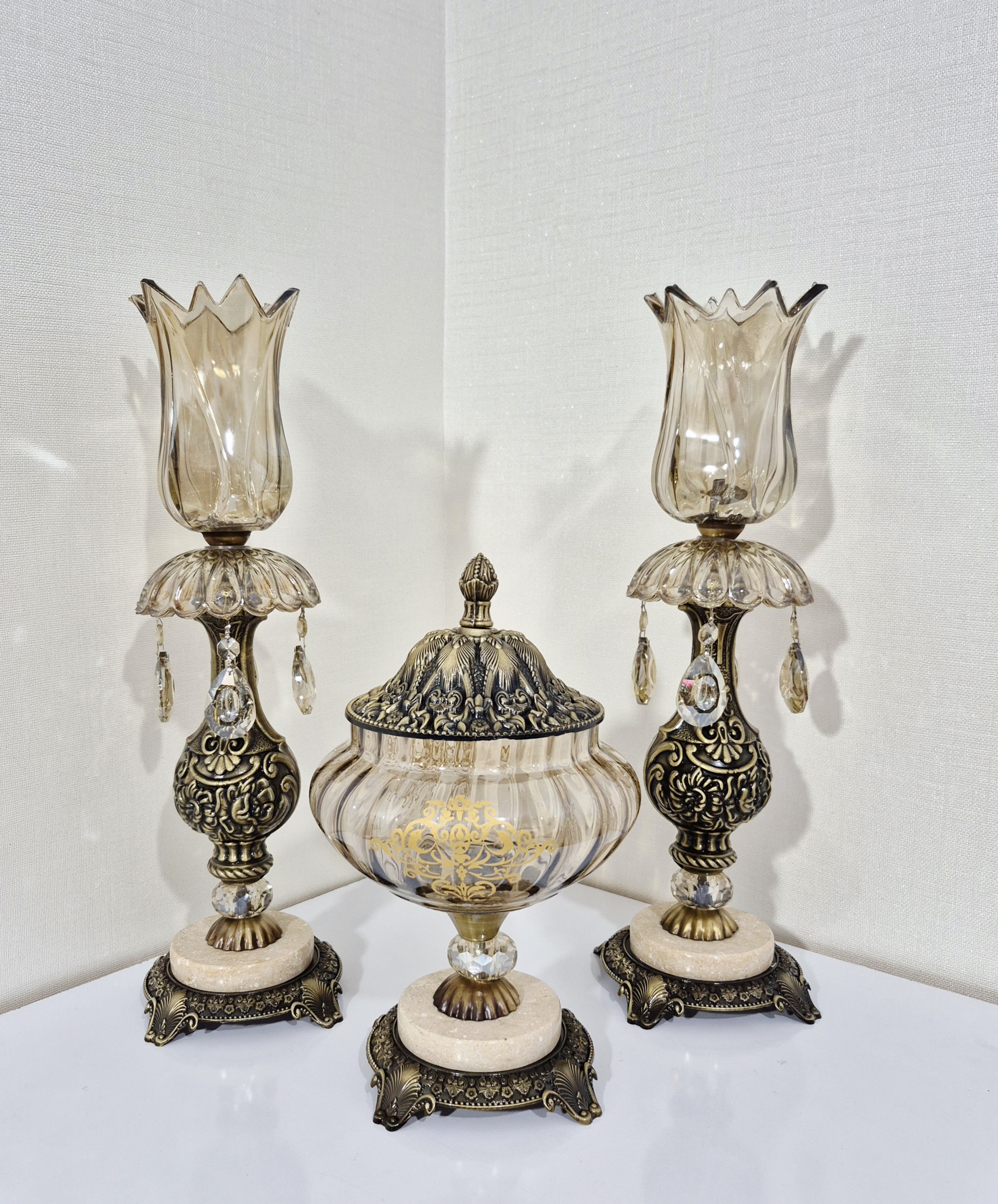 شمعدان و شکلاتخوری آنتیک طرح امپراتور / پایه سنگی